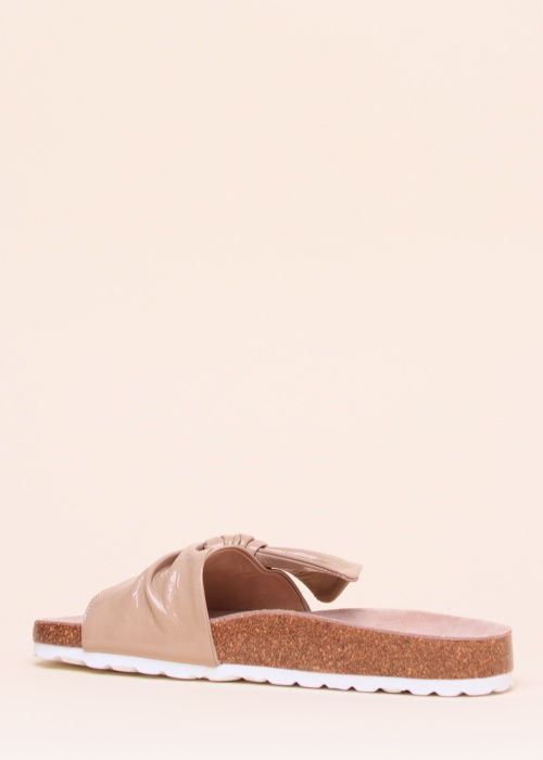 Bullboxer nahast sandaalid