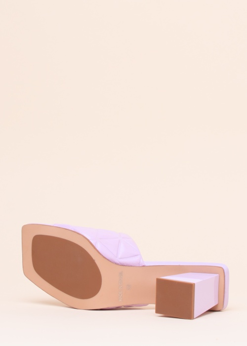 Loretta Vitale nahast kingad