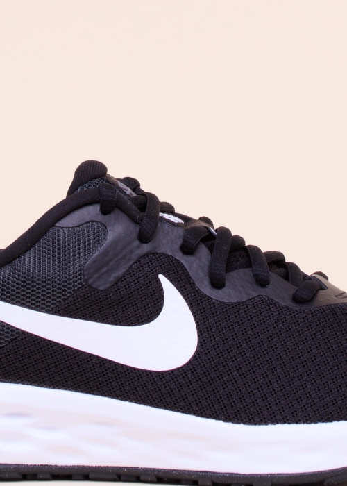Беговые кроссовки Revolution 6 Nn Nike