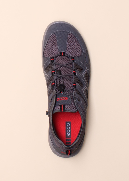 Ecco võrktekstiilist käimisjalatsid Terracruise