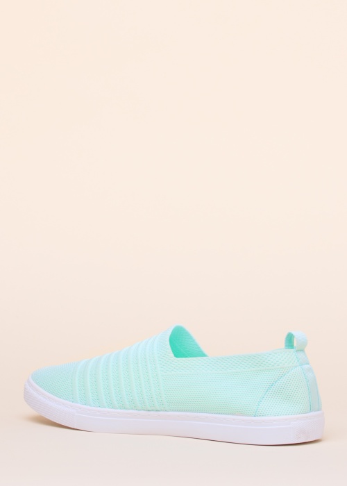 Catmandoo tennised Sarez Iii