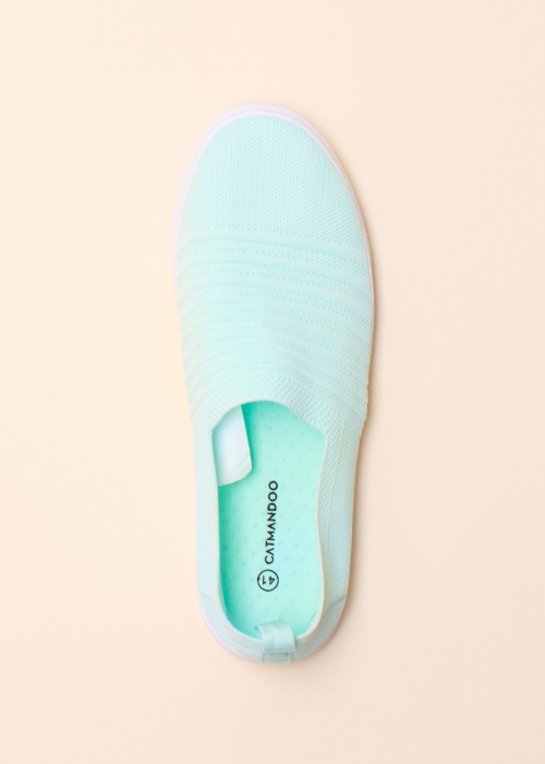 Catmandoo tennised Sarez Iii