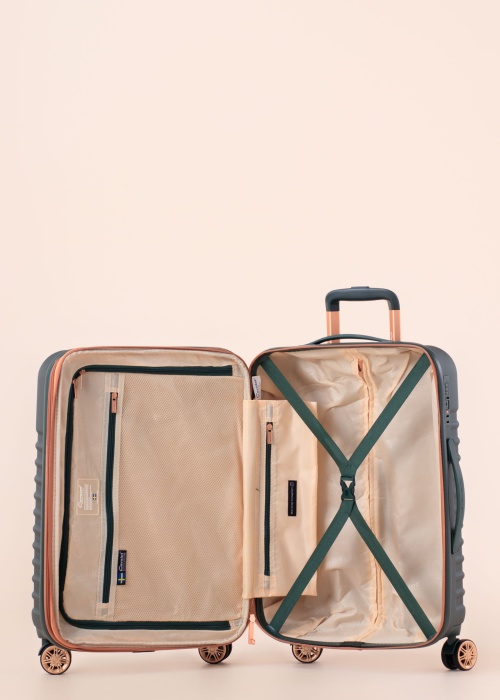 Чемодан размер M Cavalet