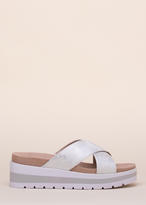 Босоножки Bullboxer