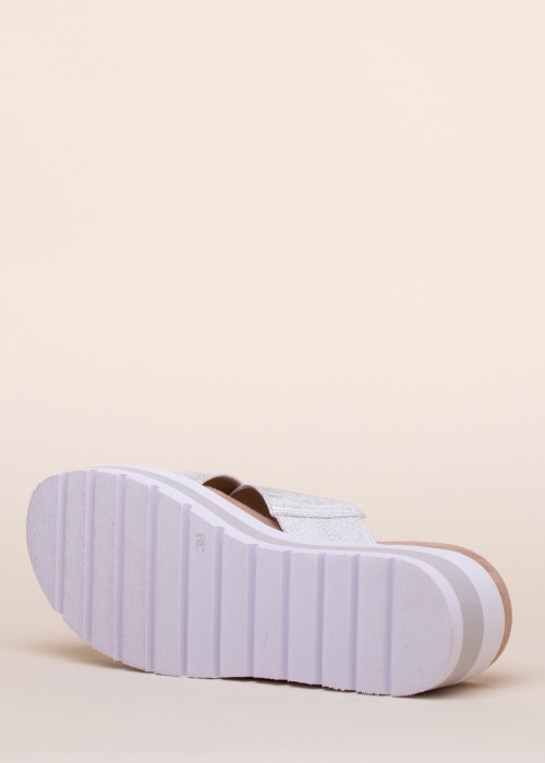 Босоножки Bullboxer