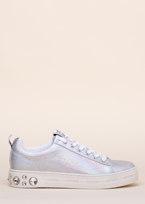 Guess tennised Rivet2