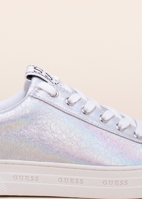 Guess tennised Rivet2