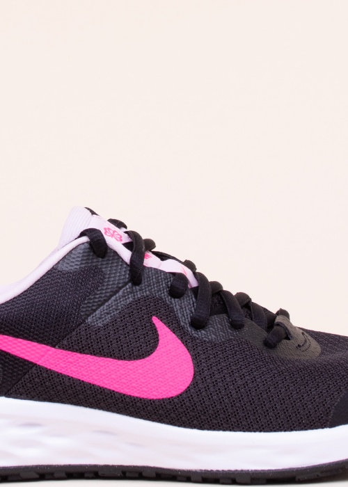 Беговые кроссовки Revolution 6 Nike