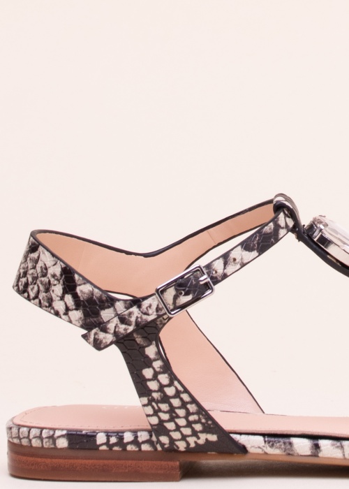 Guess kingad Sefora 3