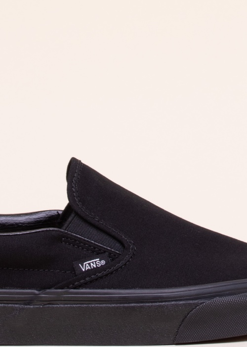 Тенниски Classic Slip-on Vans