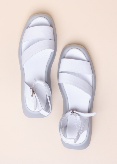 Кожаные туфли Molly Bessa