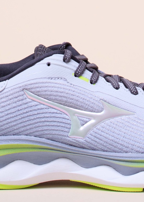Беговые кроссовки Sky 5 Mizuno