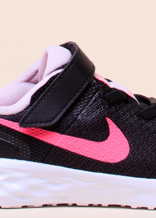 Nike jooksujalatsid  Revolution 6