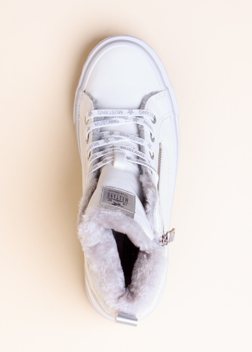 Тенниски Mustang