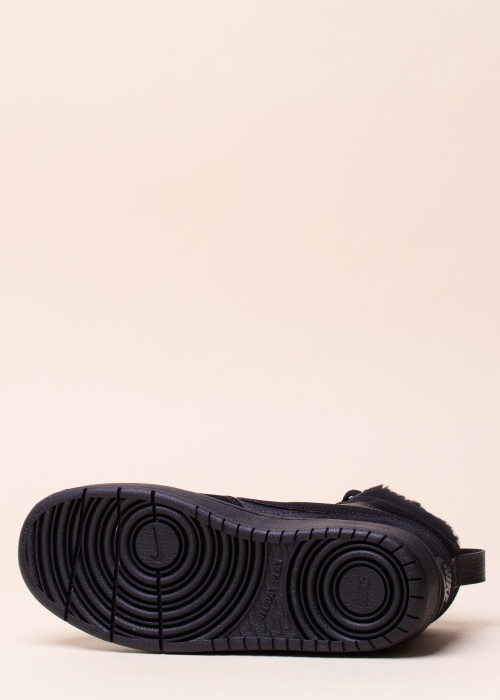 Nike poolsaapad Borough Mid 2