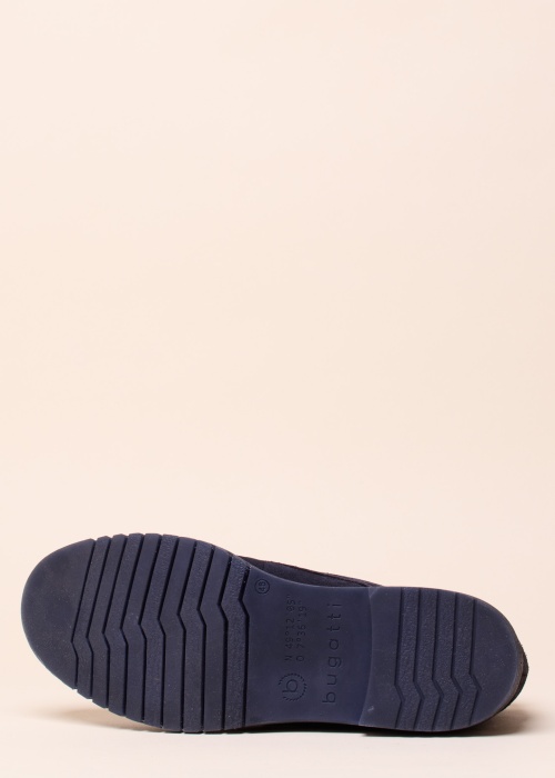 Bugatti poolsaapad Caj