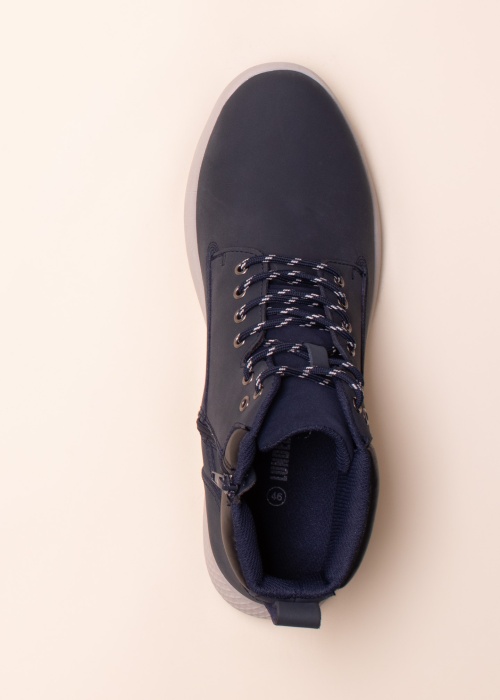 Lundeberg poolsaapad Stian