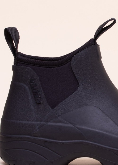 Viking kummikud Plot Neo