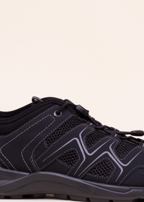 Ecco võrktekstiilist käimisjalatsid Terracruise