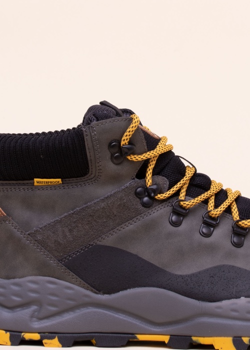 Wrangler matkasaapad Crossy