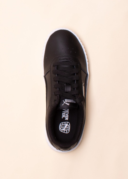 Puma tennised Carina