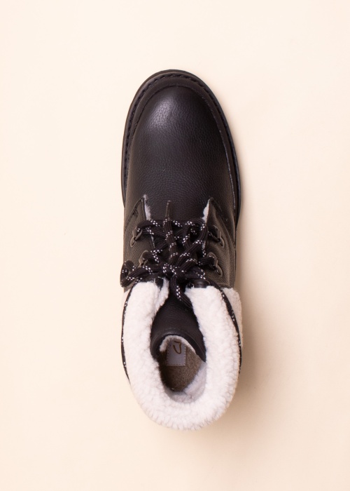 Clarks talvesaapad Orianna Turn