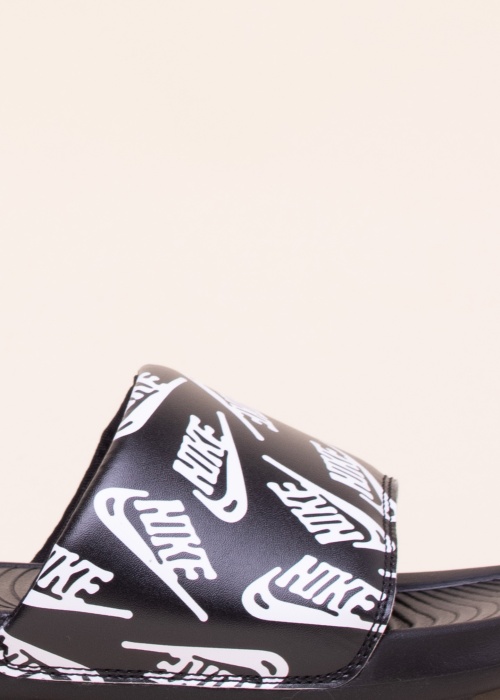 Шлёпанцы для бассейна Victori One Nike