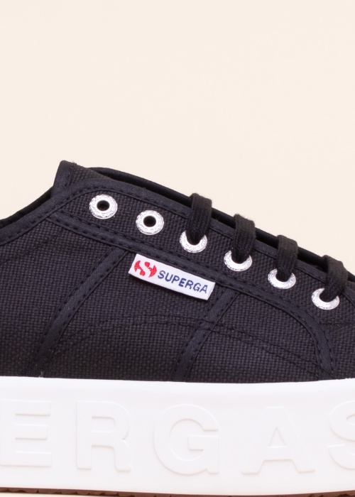 Superga tennised