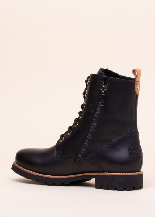 Panama Jack poolsaapad