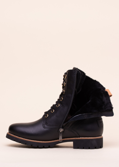 Panama Jack poolsaapad