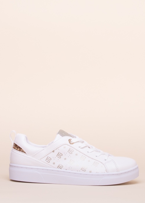 Bagatt tennised Elea