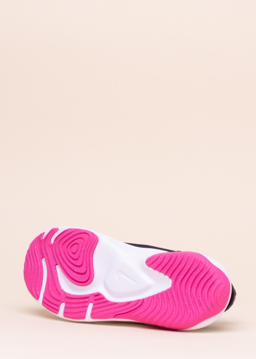 Тренировочные кроссовки Legend Essential 3 Nike