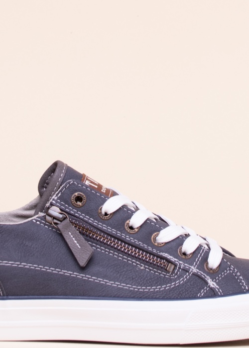 Тенниски Mustang