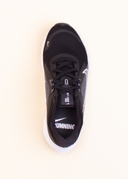 Беговые кроссовки Quest 5 Nike