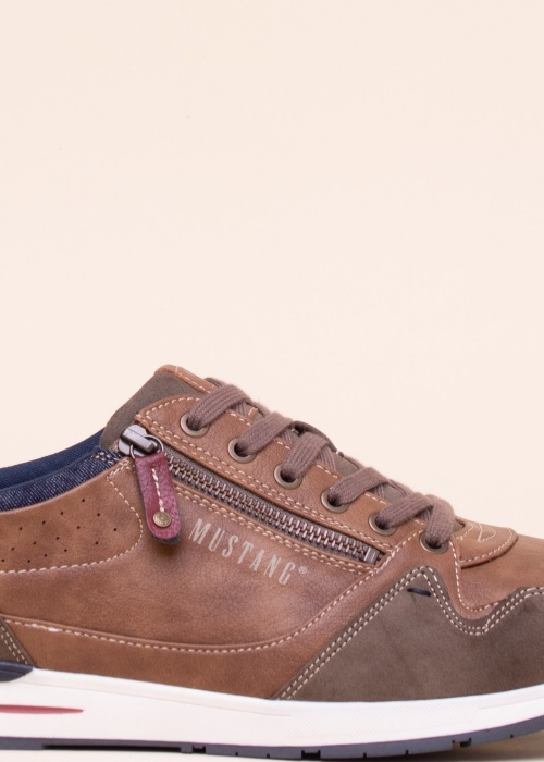 Mustang vabaajajalatsid