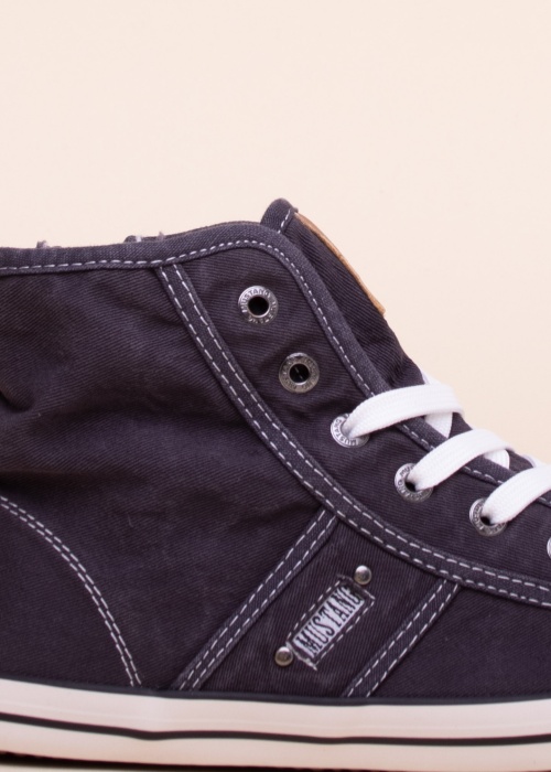 Тенниски Mustang