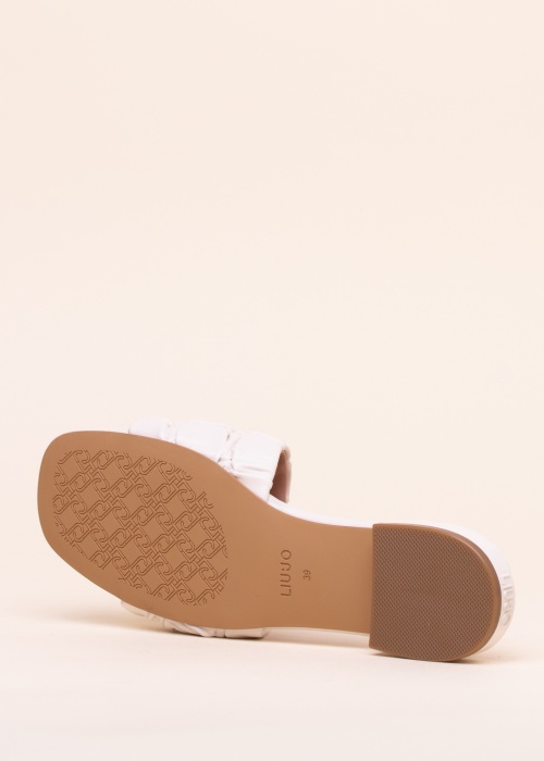 Liu-Jo kingad Astra 35