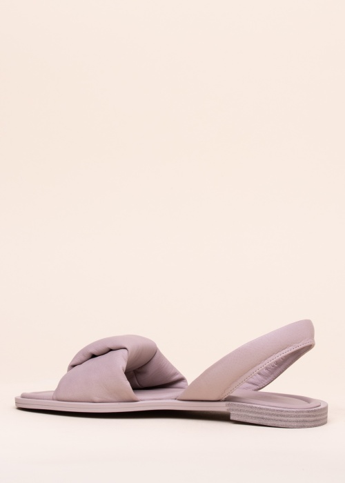 Molly Bessa lahtised kingad