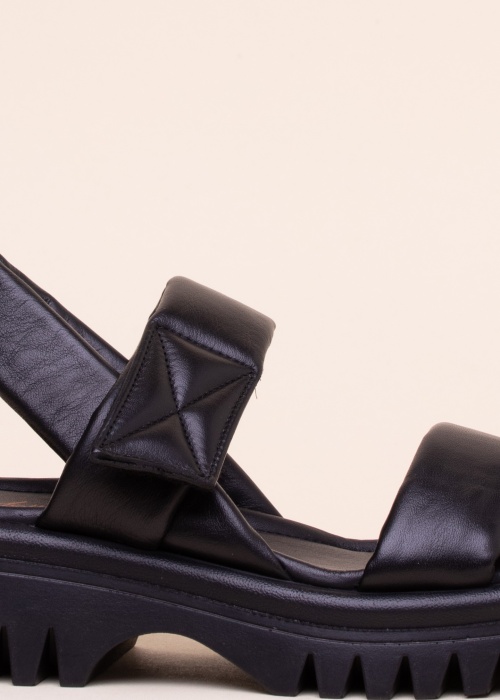 Босоножки Molly Bessa