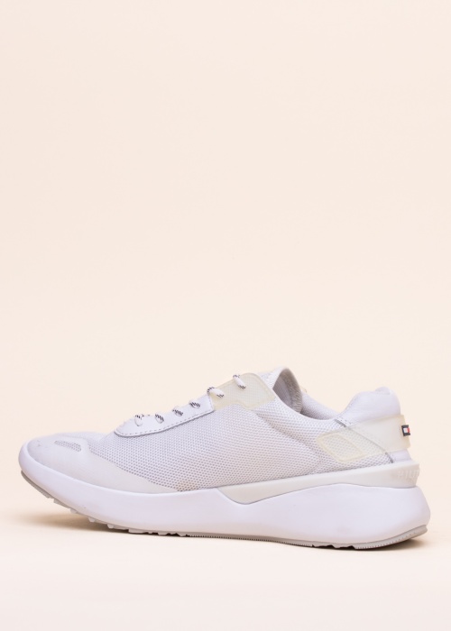 Tommy Hilfiger vabaajajalatsid