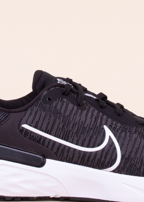 Беговые кроссовки Renew Run 4 Nike