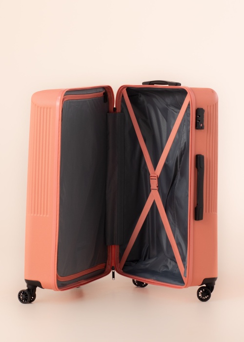 Чемодан размер M Travelite