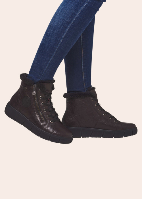 Зимние сапоги Remonte