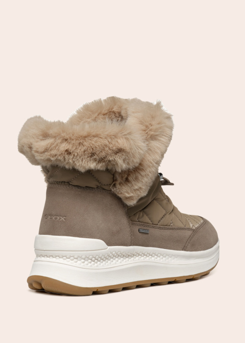 Зимние сапоги Spherica Geox