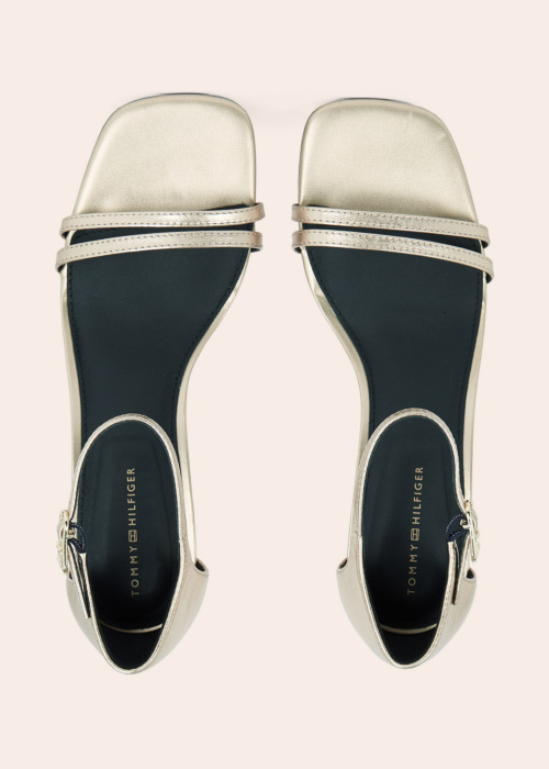 Tommy Hilfiger kingad