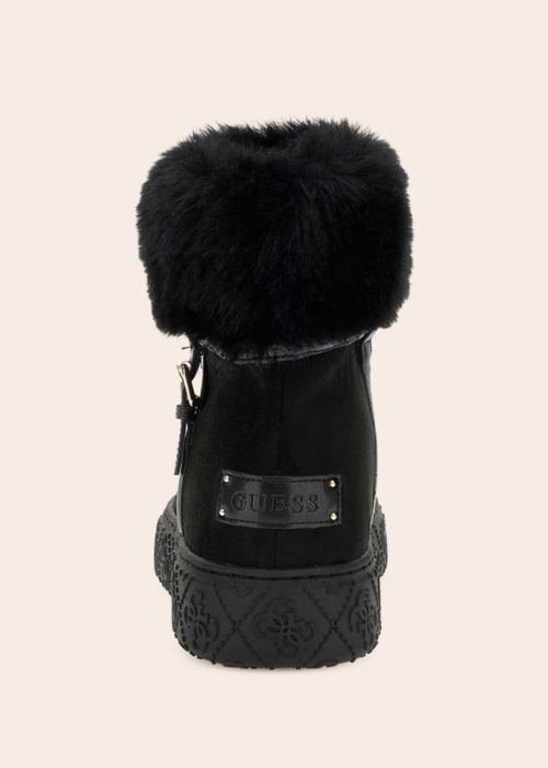 Зимние сапоги Uncie Guess