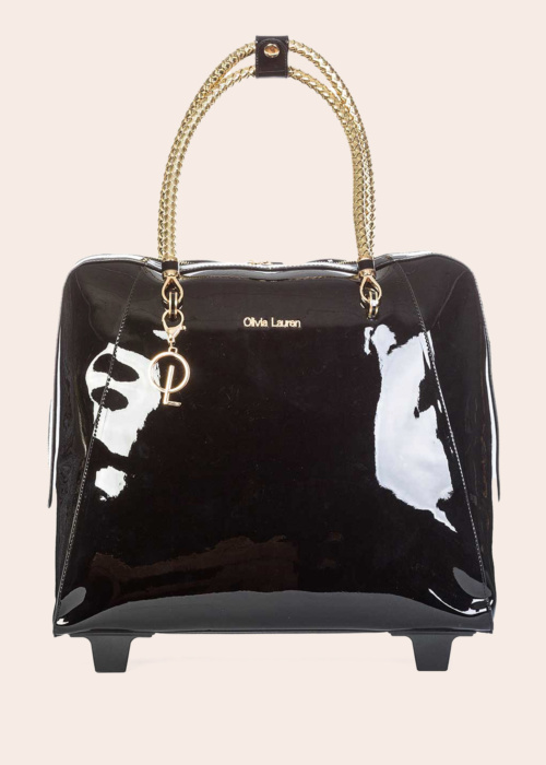 Olivia Lauren kohver Lara