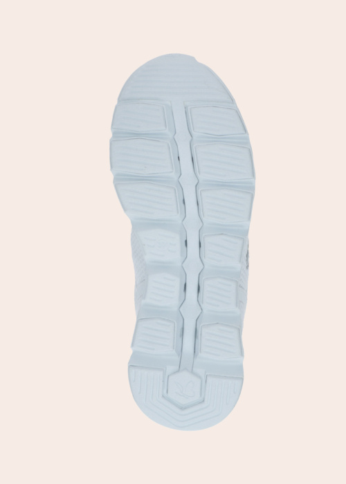 Кроссовки Caprice