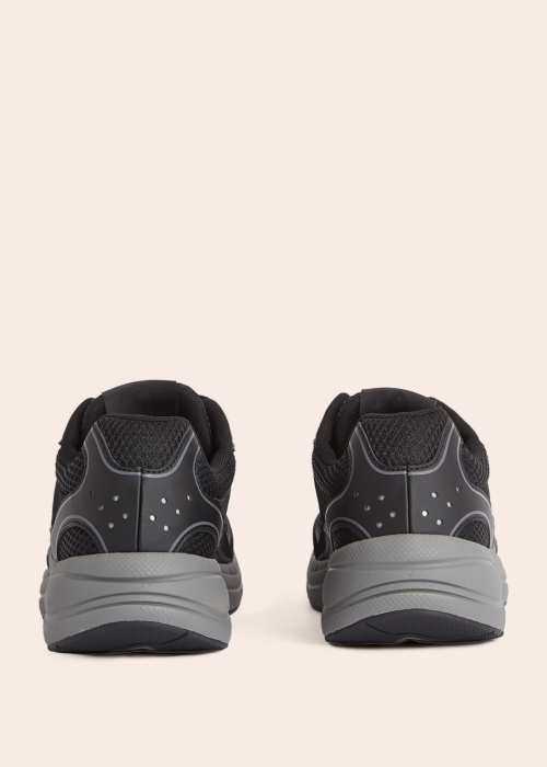 Tommy Hilfiger vabaajajalatsid