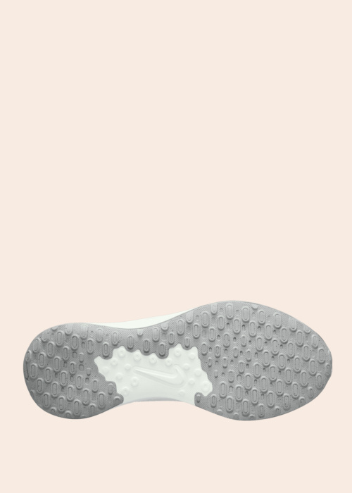 Nike jooksujalatsid Revolution 7